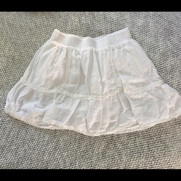 Selena Gomez Dresses & Skirts - Selena Gomez White Skirt Size M Selena Gomez Dresses & Skirts - Selena Gomez White Skirt Size M